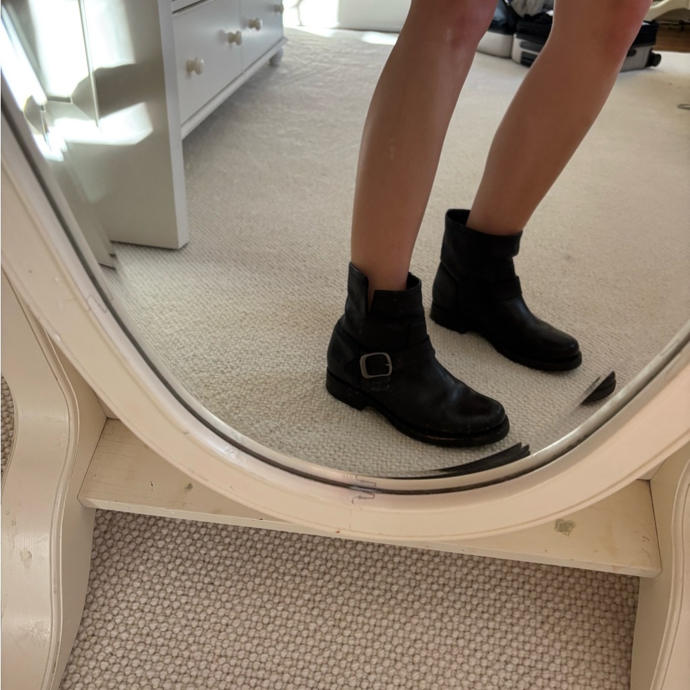 Frye Black Leather Veronica Bootie